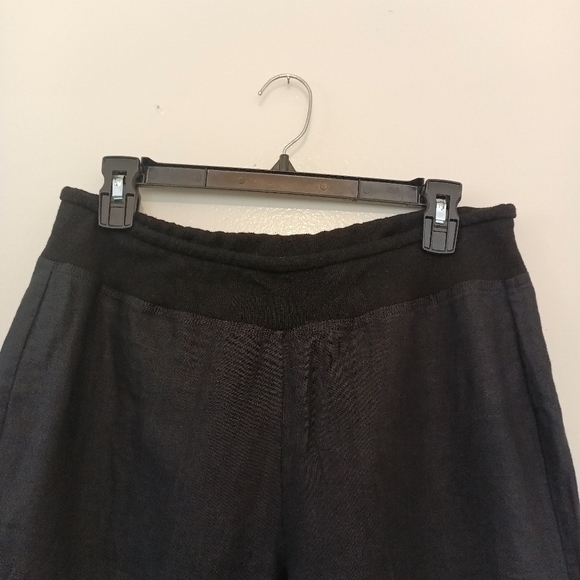 Saks Fifth Ave,Inseam:28.5” Rise: 10.5 Hem:11.5” - Picture 5 of 7